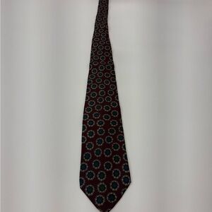 Hand Sewn Burgundy Patterned Men's Silk Tie